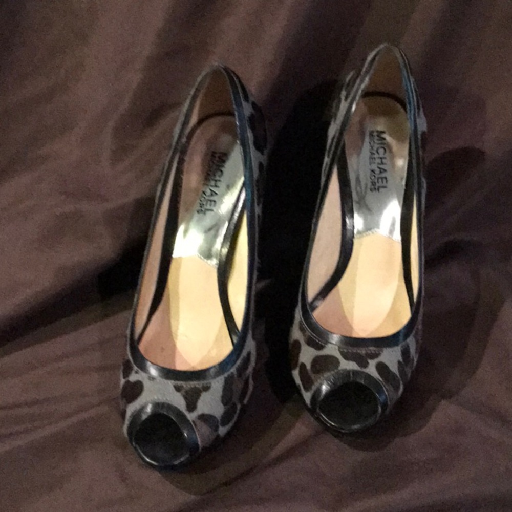 Michael Kors peep toe